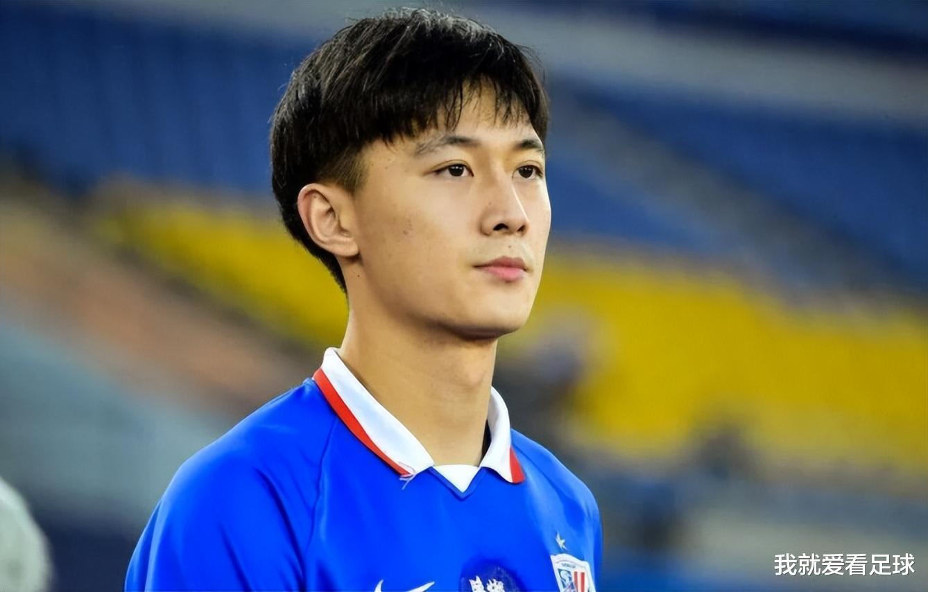 蒋圣龙疑放倒武磊 马宁判罚引争议,一场判罚背后的足球江湖 蒋圣龙疑放倒武磊 马宁判罚引争议,一场判罚背后的足球江湖